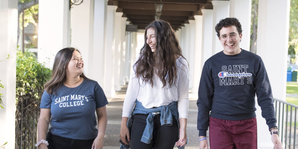 Saint Mary's Students Walking through the halls on Campus