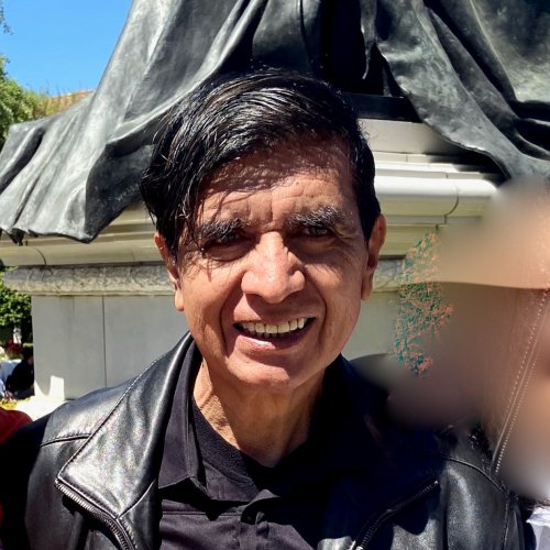 alvaro ramirez headshot