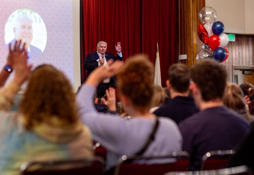 Roger speaks at Fall Preview Day