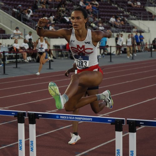 Runner Jaden DeSouza runs 400m hurdles at NCAA Regionals in May 2025