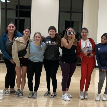 Saint Mary's Gael Women in Business Team