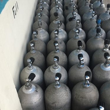 Scuba tanks