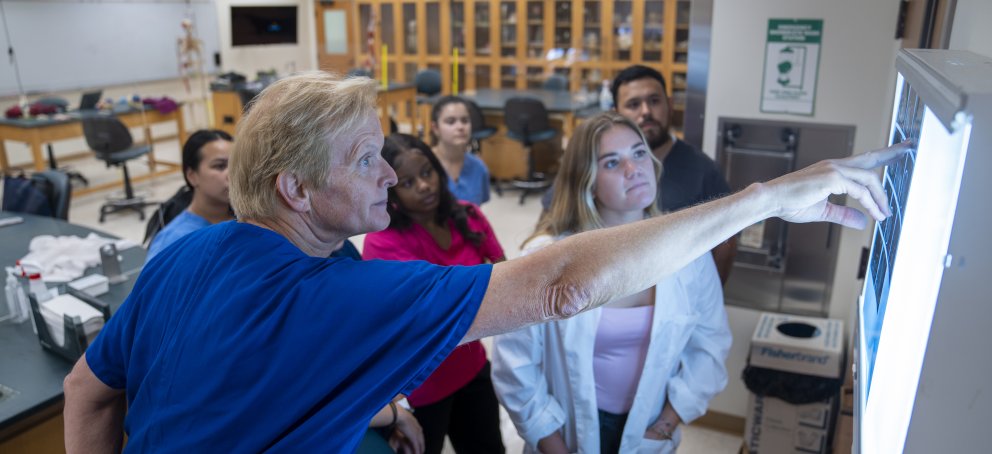 Greg Smith with anatomy students