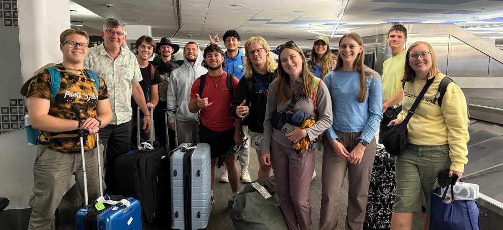 Students in SFO baggage claim