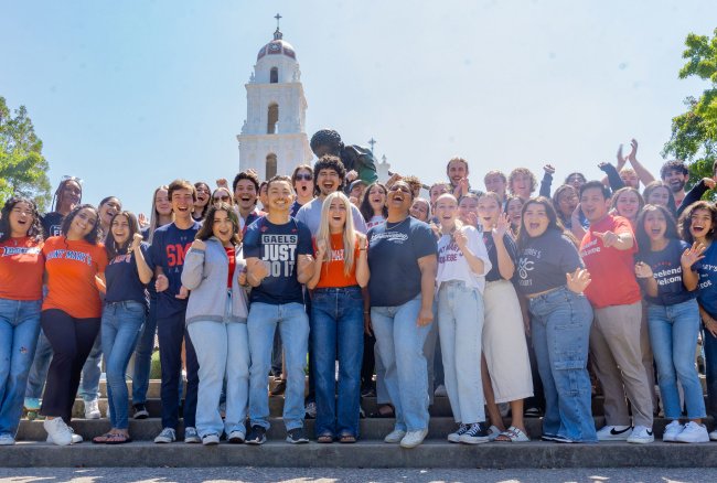 Students cheering at Saint Mary's College of California 