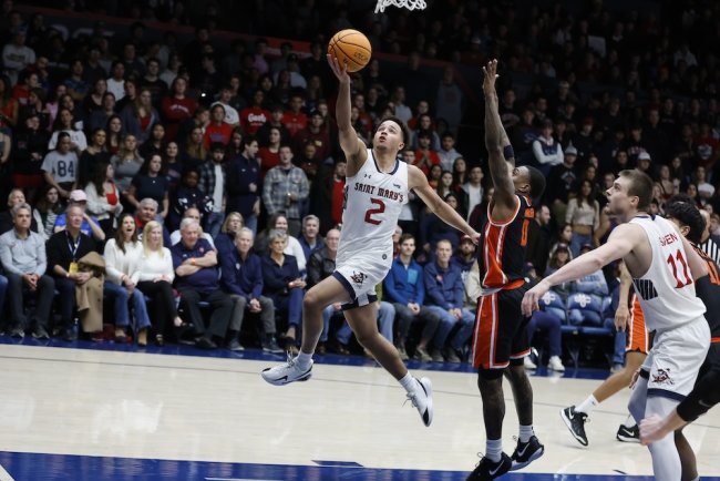 Men's basketball player Jordan Ross shoots against OSU on March 1 2025
