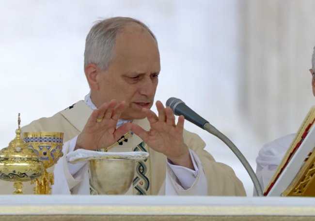 Pope Leo XIV saying Mass in May 2025