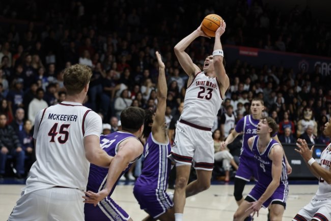 Men's Basketball Player Palius Murauskas shoots against St. Thomas on Nov. 3, 2025