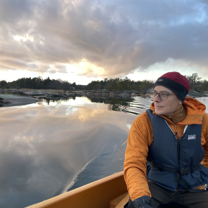 Physics &amp; Astronomy Faculty - Chris Ray