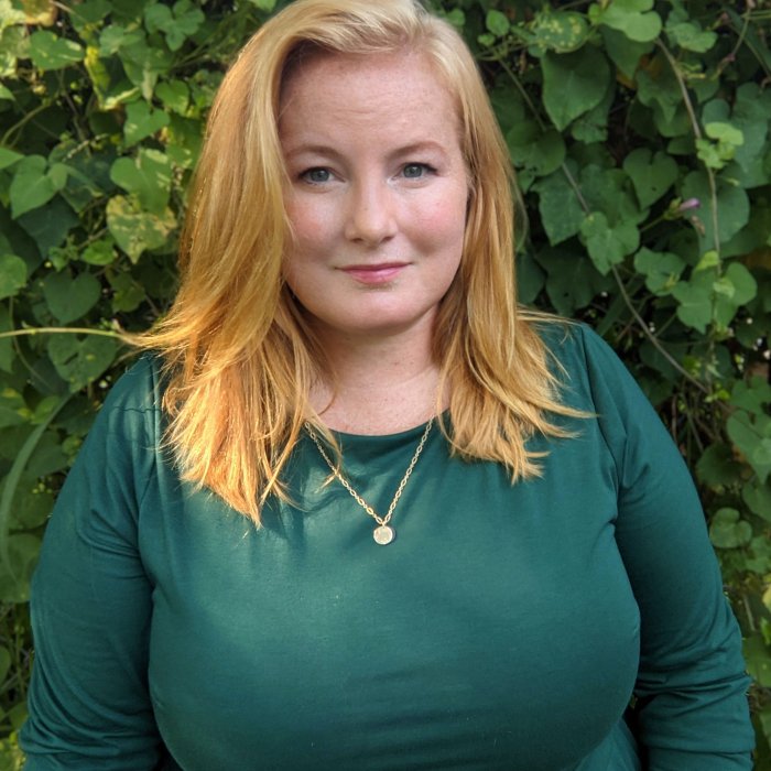 Laura White headshot