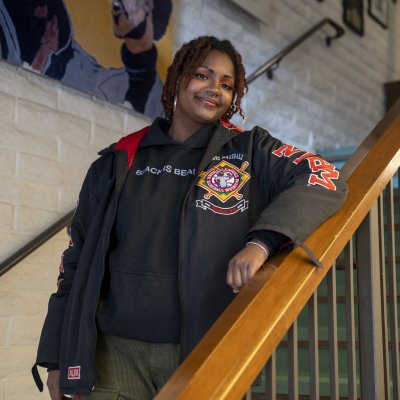 Jasmin Hill '23 in the Intercultural Center