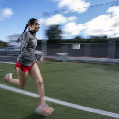 Mariam Samara running on the field