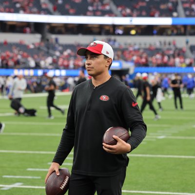 Max Molz pre-game at a 49ers vs Rams game in 2023