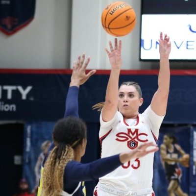Women's basketball player Ali Bamberger shoots against UC San Diego on November 12, 2023