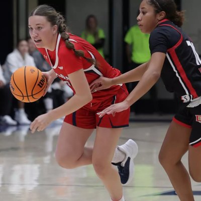 SMC's Maia Jones driving down court