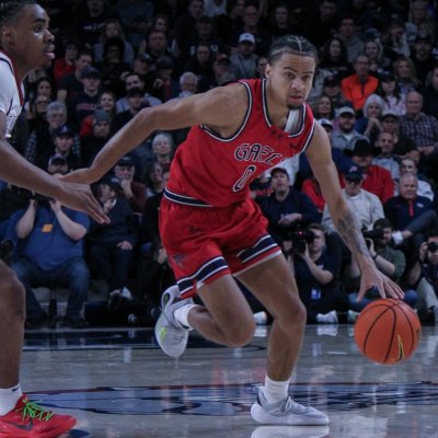 Men's basketball player Mikey Lewis drives against Gonzaga on February 22, 2025