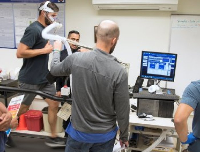 tracking person doing exercise