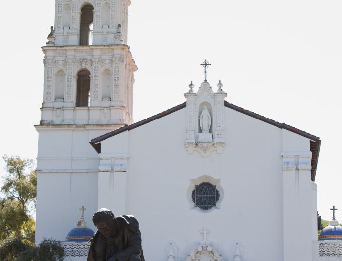 Photo of Saint Mary's chapel and De La Salle Statue